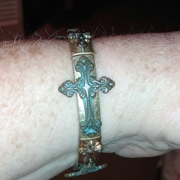 Tri colored bracket - Picture 2 of 6